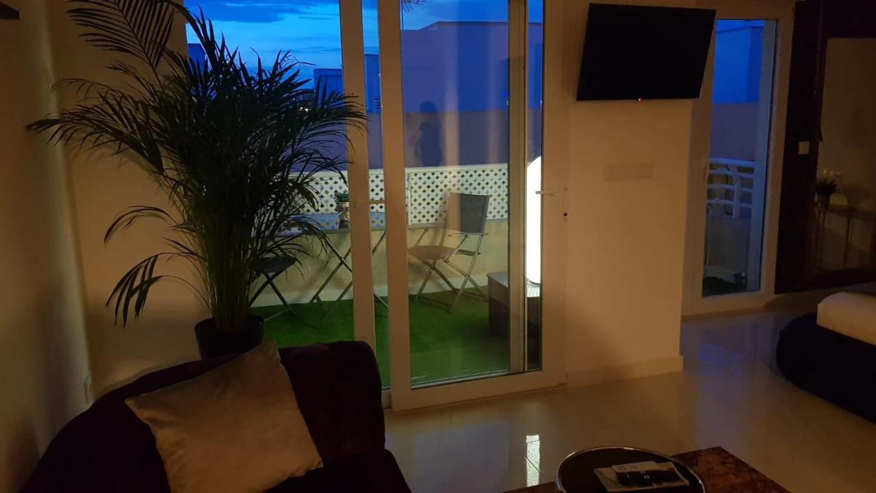 Apartamento Pepi Puerto (Adults Only) Appartement Santa Pola Buitenkant foto